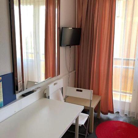 Milan Apartmanok Шіофок Екстер'єр фото