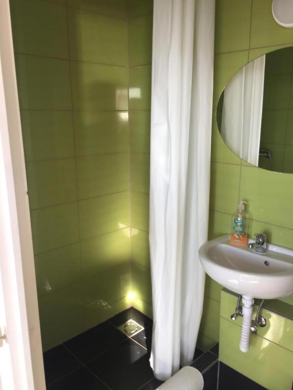 Milan Apartmanok Шіофок Екстер'єр фото