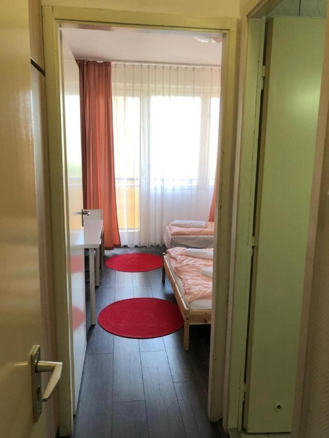 Milan Apartmanok Шіофок Екстер'єр фото