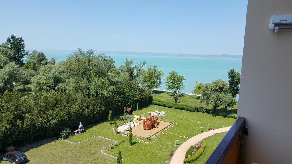 Milan Apartmanok Шіофок Екстер'єр фото